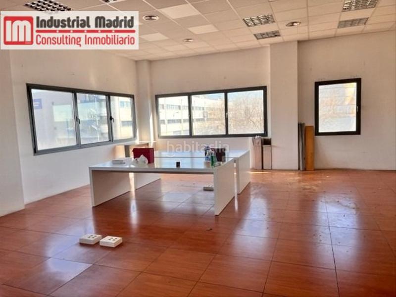 Foto 25763ddf-11f5-486d-abfb-d6d466ff4570. Location bureau dans El Barral Ferial Coslada