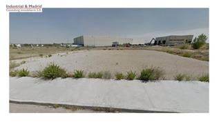 Terreno residencial en Valdilecha. Parcela industrial en venta en valdilecha