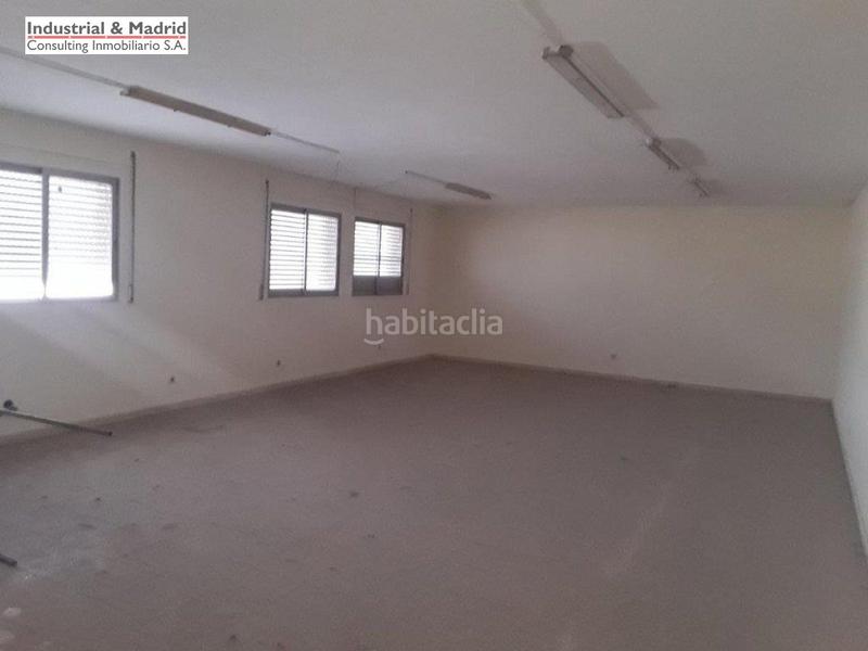 Foto ae0746d9-9ecb-47b0-ba9f-0900bf2582b5. Location bâtiment à usage industriel dans Mejorada del Campo
