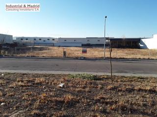 Residential Plot in Loeches. Venta de terreno industrial de 1.769 m2 en pol. ind. gestesa en