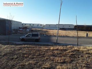 Residential Plot in Loeches. Venta de terreno industrial de 1.769 m2 en pol. ind. gestesa en