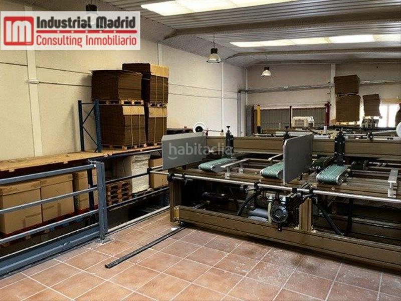 Foto d99a27f3-0641-428e-af55-5079bda8ca65. Capannone industriale in Torres de la Alameda