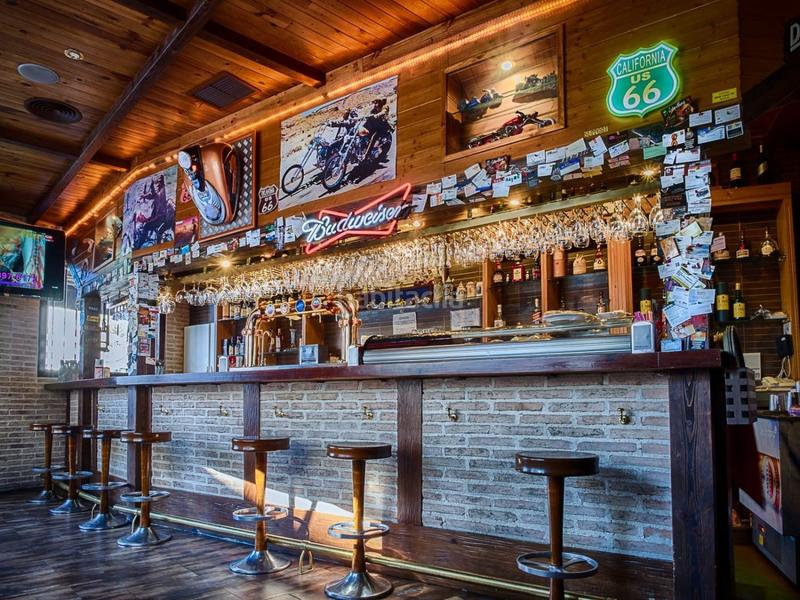 Foto 5e49b18d-45ae-4ea1-81f7-e7524e3cecd5. Local comercial a Los Villares Arganda del Rey