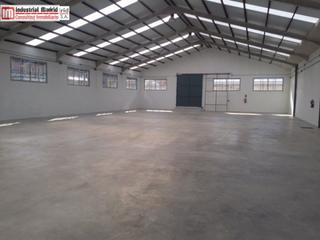 Nave industrial en Zona Industrial. Nave en venta para inversionistas en arganda del rey
