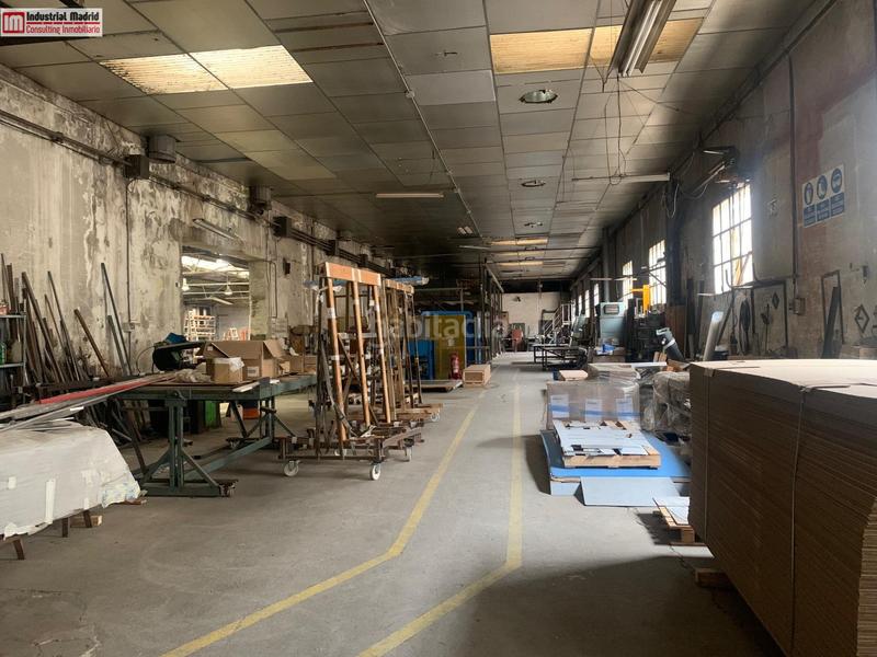 Foto 953d5419-60d6-4d3a-ba3a-74c57f30e901. Nau industrial a Estación Coslada