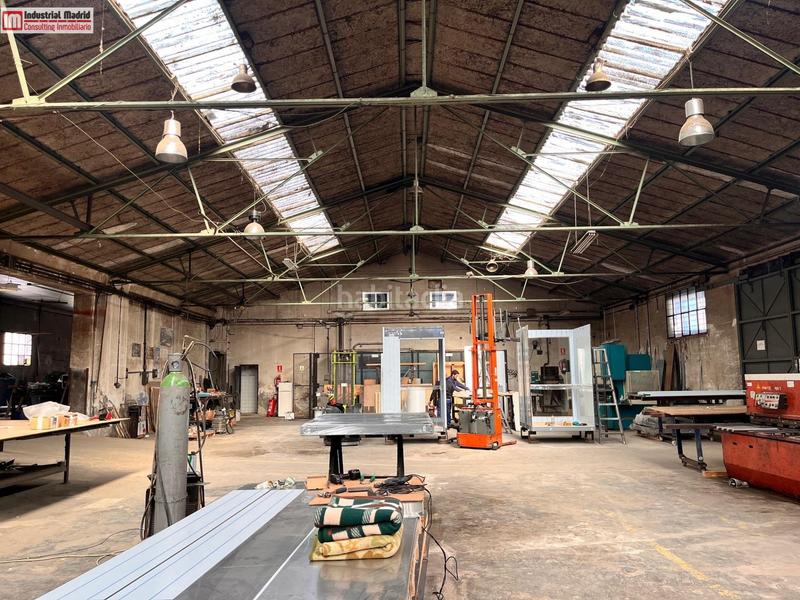 Foto e8cc2bbc-fbc4-4200-852b-3eec644d5410. Nau industrial a Estación Coslada