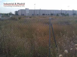 Terreny residencial a Centro. Parcela industrial en venta en arganda del rey