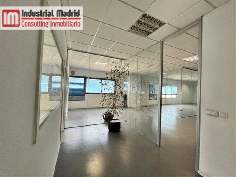 Foto a124e47e-82ad-4148-a04f-e7ed17a92e99. Industrial building in Montserrat-Parque Empresarial San Fernando de Henares