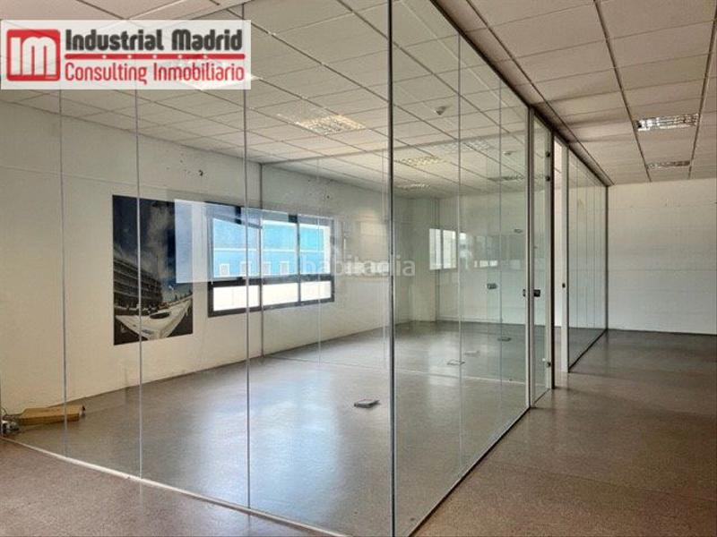 Foto dcf9de2c-314d-4066-a0fe-13de5b60d822. Industrial building in Montserrat-Parque Empresarial San Fernando de Henares