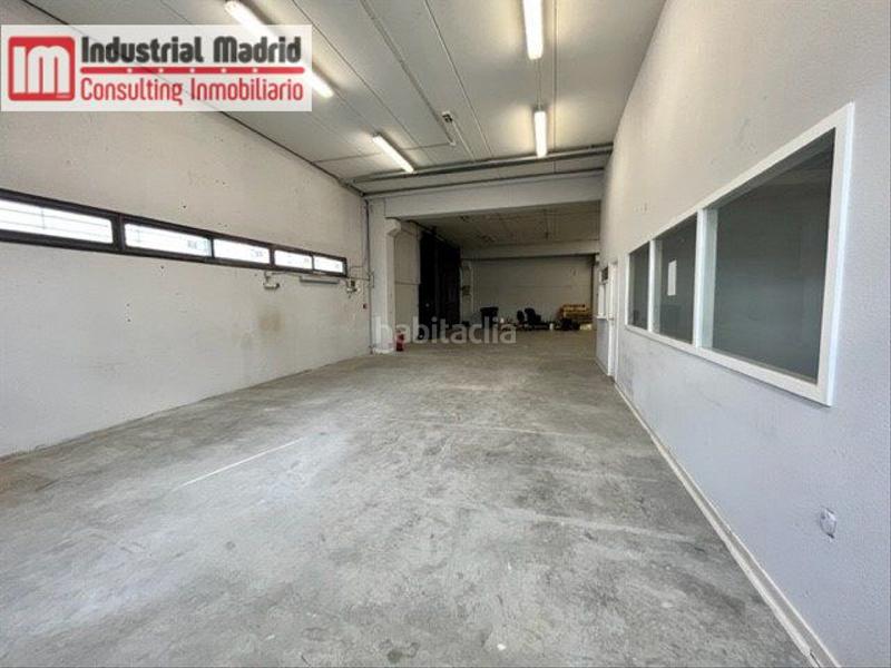 Foto de43dc79-1d63-45b8-8a2c-e5fc31a11bd0. Industrial building in Montserrat-Parque Empresarial San Fernando de Henares