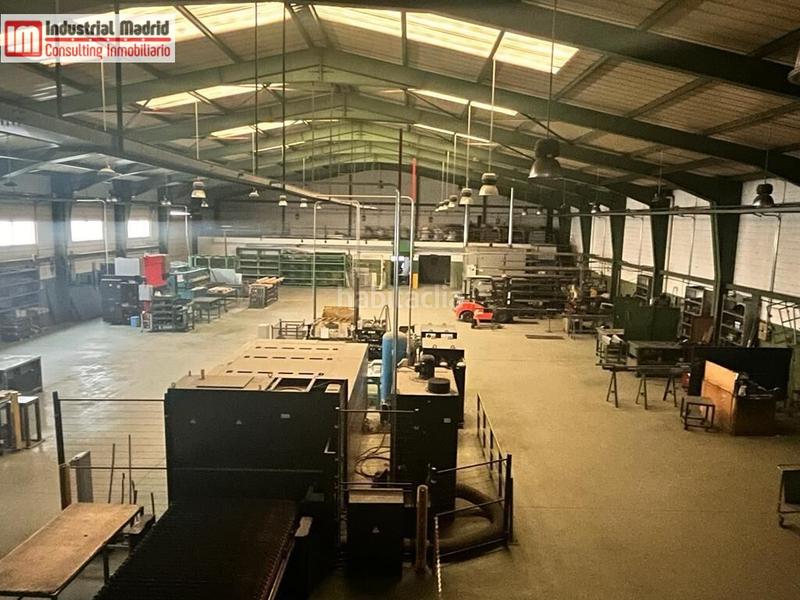 Foto 3a2bb65d-4986-4d51-b0a9-471ec0ed2b2e. Nave industrial nave en velilla pol soldadores en Velilla de San Antonio