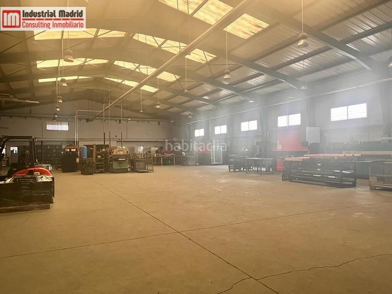 Foto ef5819b4-c204-476e-a071-bebd47769284. Nave industrial nave en velilla pol soldadores en Velilla de San Antonio