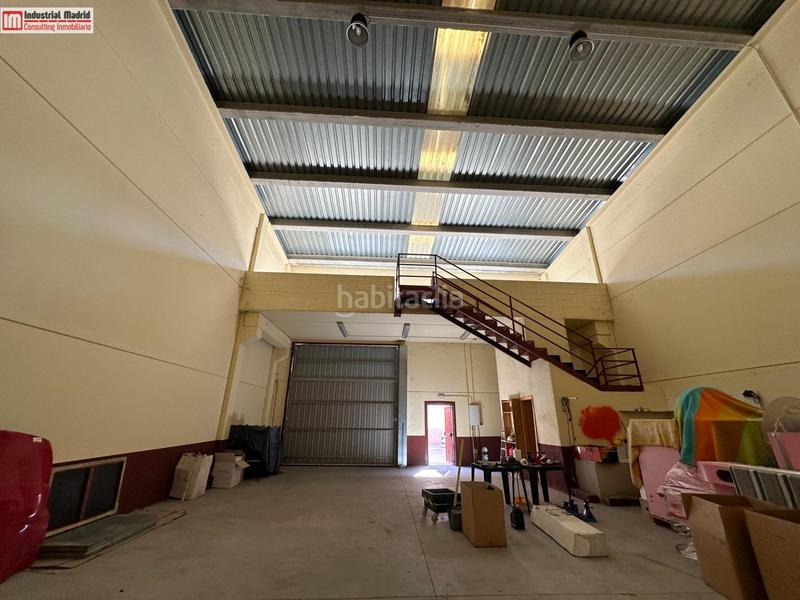 Foto f3df7e1f-9dd3-4e40-86e7-8cf022852681. Capannone industriale in Zona Industrial Borreguno-Camporrosso Ciempozuelos