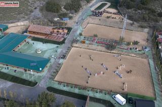 Finca rústica a Los Villares. Instalaciones hipicas en venta en arganda del rey