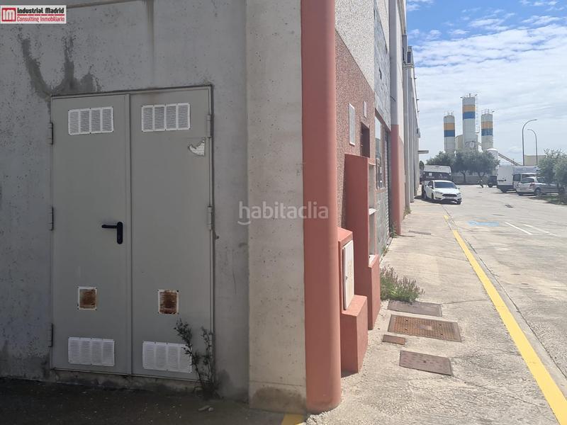 Foto a3371c9d-6101-48fa-87ce-942f0b4d891f. Bâtiment à usage industriel dans Casarrubuelos