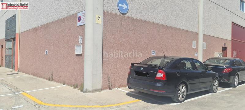 Foto f91795d5-1ccb-4562-ac24-eee030029590. Bâtiment à usage industriel dans Casarrubuelos
