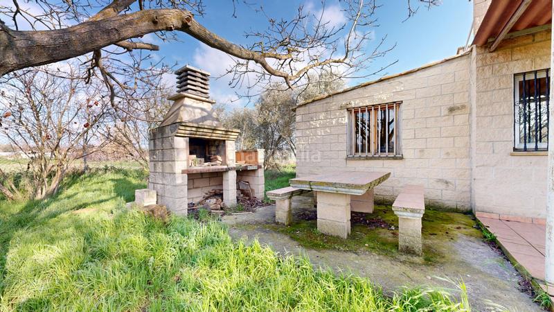 Foto a9459029-aab5-4c48-aaac-76728b4c573c. Terreno residencial finca rústica con edificación en Carcastillo