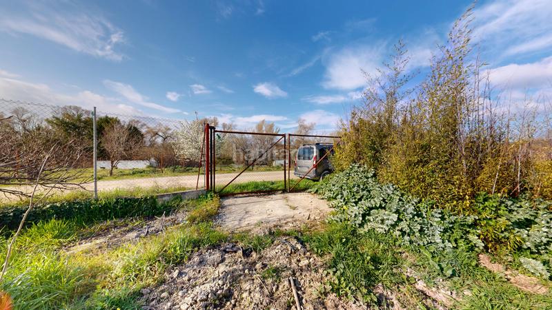 Foto bf6e6293-1bbe-4900-86be-028e785a258e. Terreno residencial finca rústica con edificación en Carcastillo