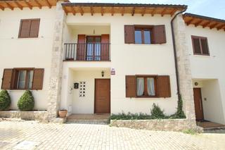 Maison  Barásoain - calle san bartolome. Casa con jardín y garaje en barasoain