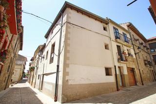 Casa  Tafalla - calle portal nuevo. Se vende!!! casa para reformar por completo en el centro de tafa