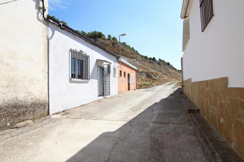 Foto 8a809393-d5f2-489b-9ad9-e08adfef2080. Locale commerciale in Caparroso