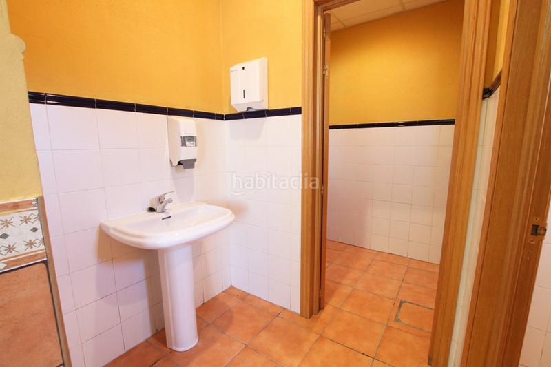 Foto a7e801f1-8e74-46e6-9e47-39cbdf3c5b31. Locale commerciale in Caparroso