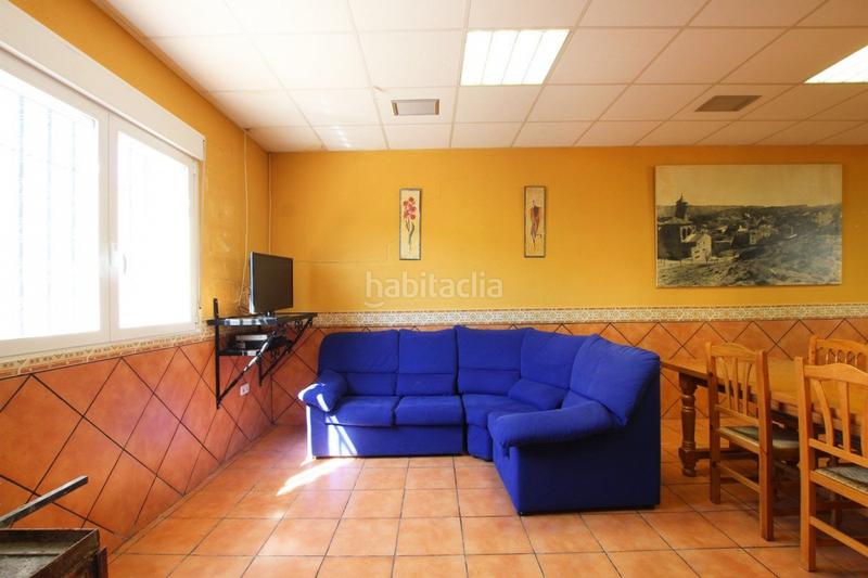 Foto e78fd9c5-4b98-426b-9122-e23208e5d376. Locale commerciale in Caparroso