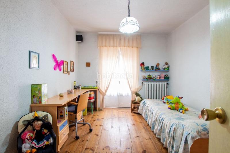 Foto 34a81ecc-ee3e-4ddf-a5b6-6c2835d4ddf1. Piso se vende piso con bajera y patio !! en Tafalla