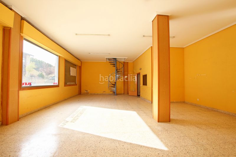 Foto 7cfef19a-7949-402e-b49b-73dd1103e7de. Nau industrial a Tafalla