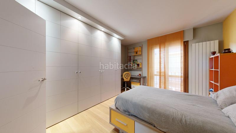 Foto 5d3db819-3c00-4737-8380-84d15560c494. Piso se vende piso dúplex con dos viviendas en el centro en Tafalla