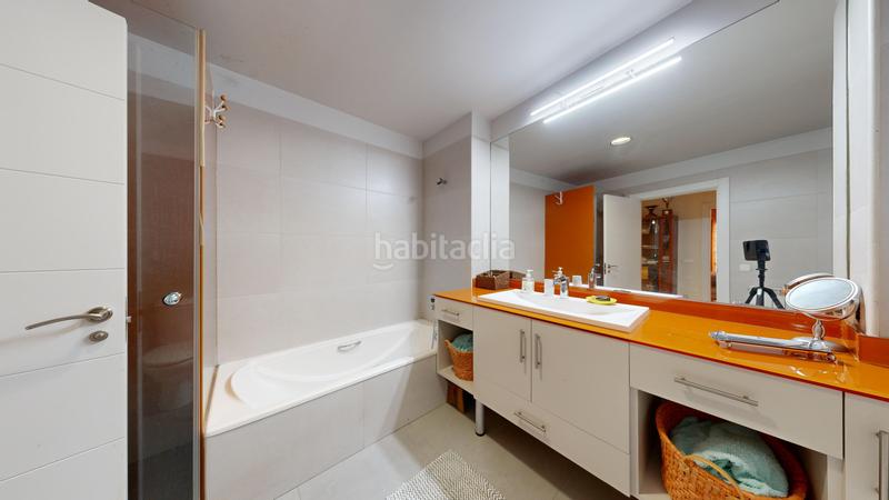 Foto 7a1180b0-4806-4311-ad53-1996bb718f1f. Piso se vende piso dúplex con dos viviendas en el centro en Tafalla
