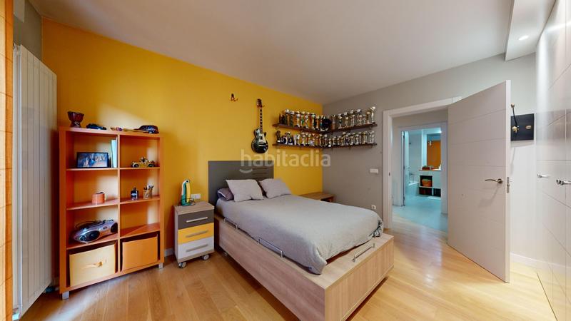 Foto 98a0e7cd-f53e-4b2b-b121-65efeef2579b. Piso se vende piso dúplex con dos viviendas en el centro en Tafalla