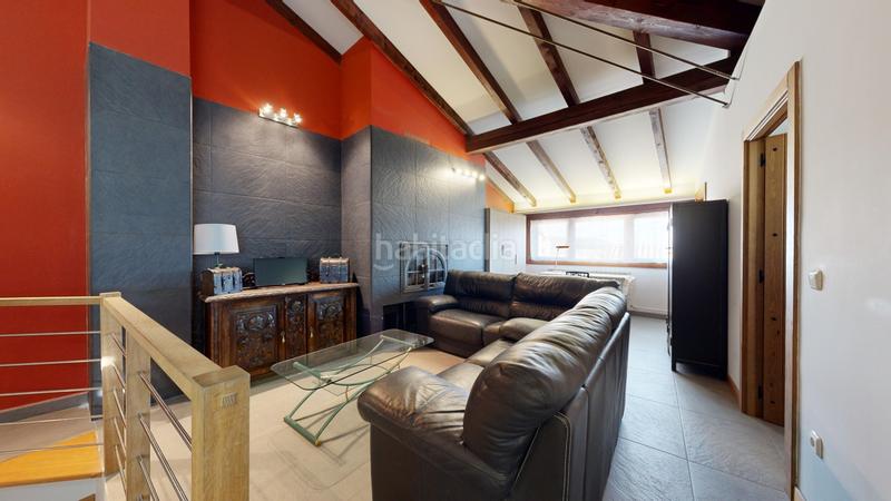 Foto f0752770-58c6-4f54-9962-46f7114c9ea4. Piso se vende piso dúplex con dos viviendas en el centro en Tafalla