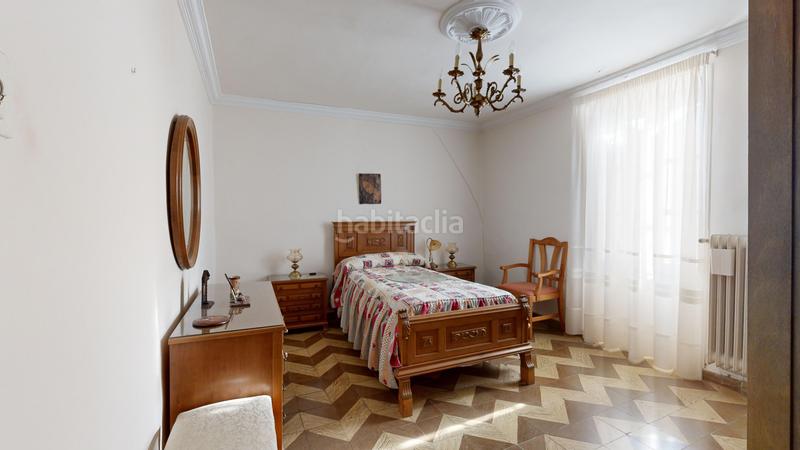 Foto 02973796-93f8-4988-b29f-6b904f8455af. Casa  con patio y terrazas en Carcastillo