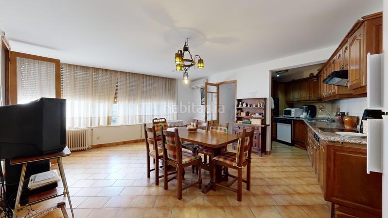 Foto 35eaa939-5262-4194-8270-83fcc892c580. Casa  con patio y terrazas en Carcastillo
