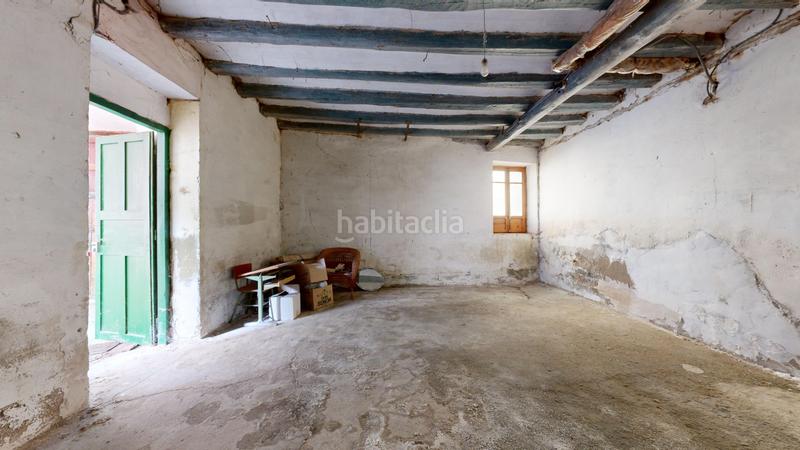 Foto c70e928f-8e5e-4cda-bba5-175f851c893a. Casa  con patio y terrazas en Carcastillo
