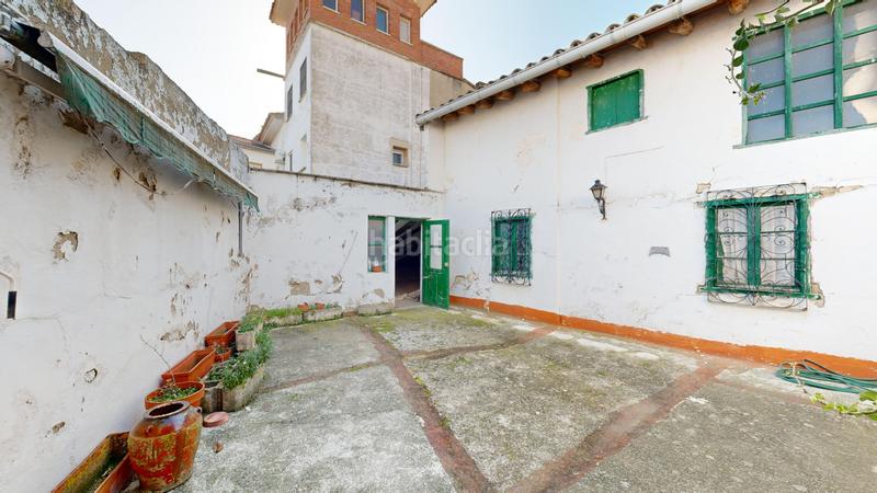 Foto dc0d9ac1-38e0-4399-b7ec-c17e2b353984. Casa  con patio y terrazas en Carcastillo