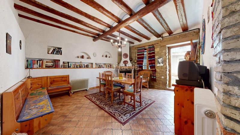 Foto f32afa2c-eb3b-43ad-b565-05337b4b7408. Casa  con patio y terrazas en Carcastillo