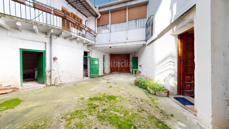 Foto f8951905-8bad-4742-8b2e-c8e562dca0f8. Casa  con patio y terrazas en Carcastillo
