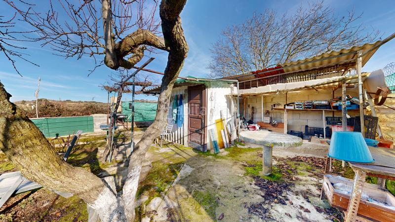 Foto 5147fe1d-be33-4fbc-bb78-19c6b8b9ee6c. Terreno residencial finca rústica en Tafalla