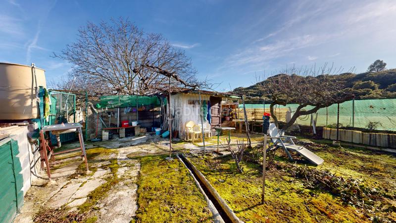 Foto be9e0d3b-5fea-4314-beaa-ee94d123b6e5. Terreno residencial finca rústica en Tafalla