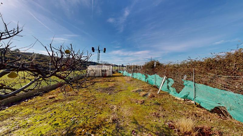 Foto e8c1a232-7c95-40db-8190-1467f9a98f55. Terreno residencial finca rústica en Tafalla