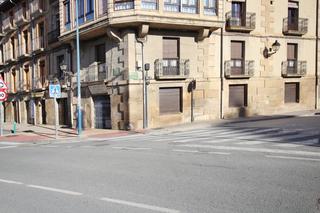 Local Comercial  Tafalla - plaza cortés. Local comercial en el centro de tafalla