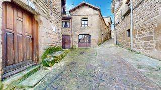 Maison  Ujué - calle villeta  7. ujué. Casa con txoko y terraza en ujue