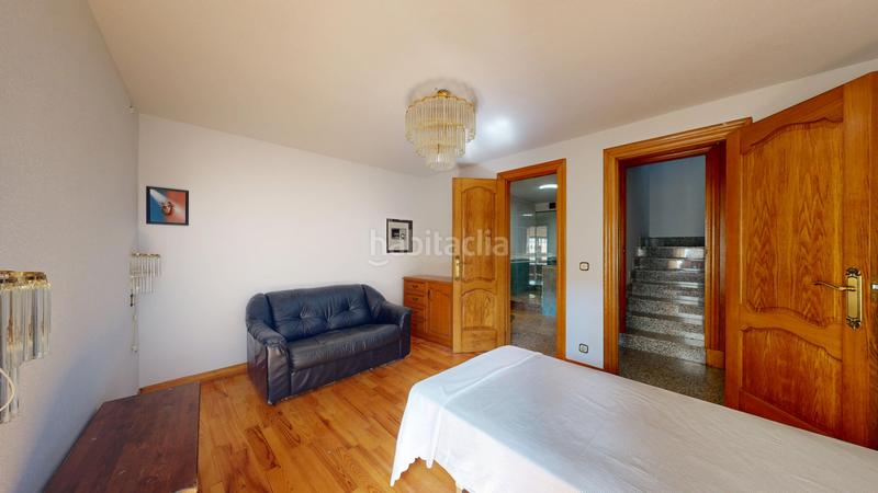 Foto 26db8234-2724-493d-a590-a93c7b112028. Casa adosada casa con terraza en Pueyo