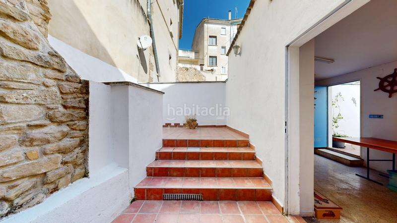 Foto b2161d41-aaa0-41df-9689-197b1efd57f3. Casa  con patio en Tafalla