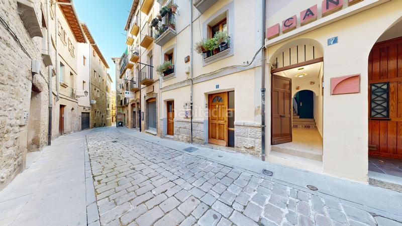 Foto db461ad6-3013-4906-a29c-2b5c862fd2e4. Casa  con patio en Tafalla