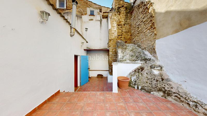 Foto f8c9eead-7c7e-44fd-912d-a46019c316ee. Casa  con patio en Tafalla