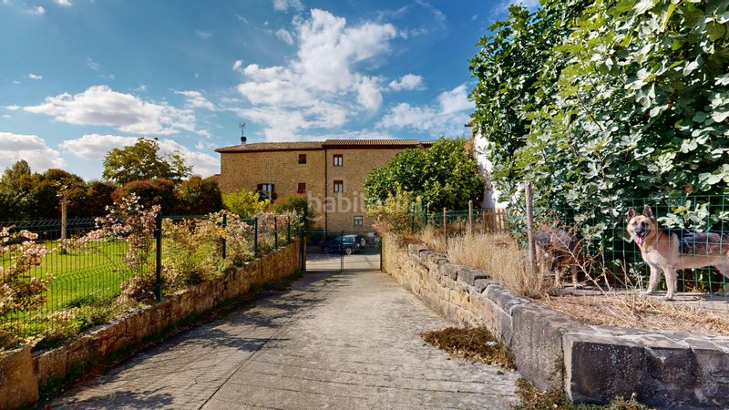 Foto b525f39e-c001-4fee-b92c-f635d5aeecd0. Casa amb calefacció aparcament a Olóriz