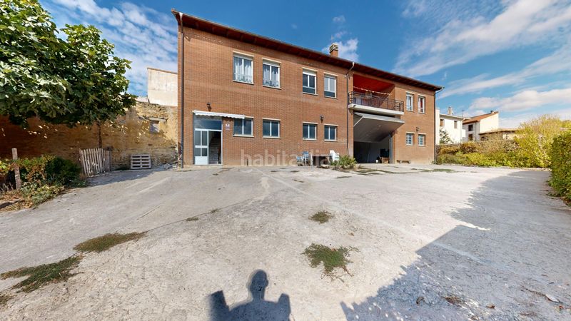 Foto e42dbb0a-1577-4942-9e4a-70bb5107cbf6. Casa amb calefacció aparcament a Olóriz